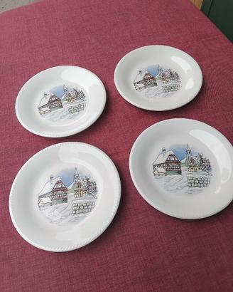 Set 4 Piatti Piani in Ceramica  Decoro Villaggio 