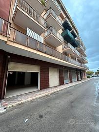 Zona michelangelo/brunelleschi - magazzino