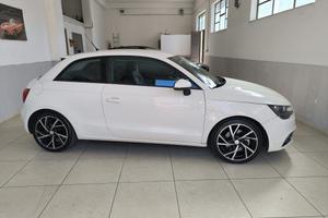 AUDI A1 1.6 TDI 105 CV Ambition