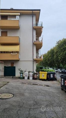 APPARTAMENTO ZONA CENTRALE CON GARAGE