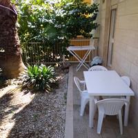 Monolocale con giardino