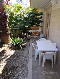 Monolocale con giardino