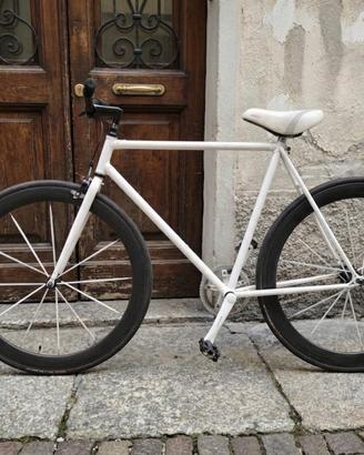 Bicicletta single speed - cerchi in carbonio 