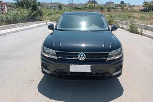 Volkswagen Tiguan 2.0 TDI SCR DSG 4MOTION Sport BM
