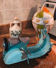 Modellino Artigianale Vintage in metallo Vespa ann
