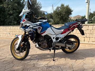 Africa Twin 1000 tricolore