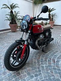 Moto Guzzi V35 Cafè Racer - Custom del 1982