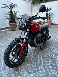 Moto Guzzi V35 Cafè Racer - Custom del 1982