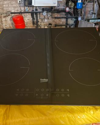 Piano cottura a induzione Beko