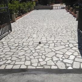 Bollottonato in marmo per pavimenti esterni