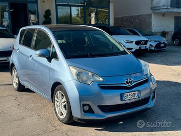 Toyota Verso-S 1.3 CVT Lounge