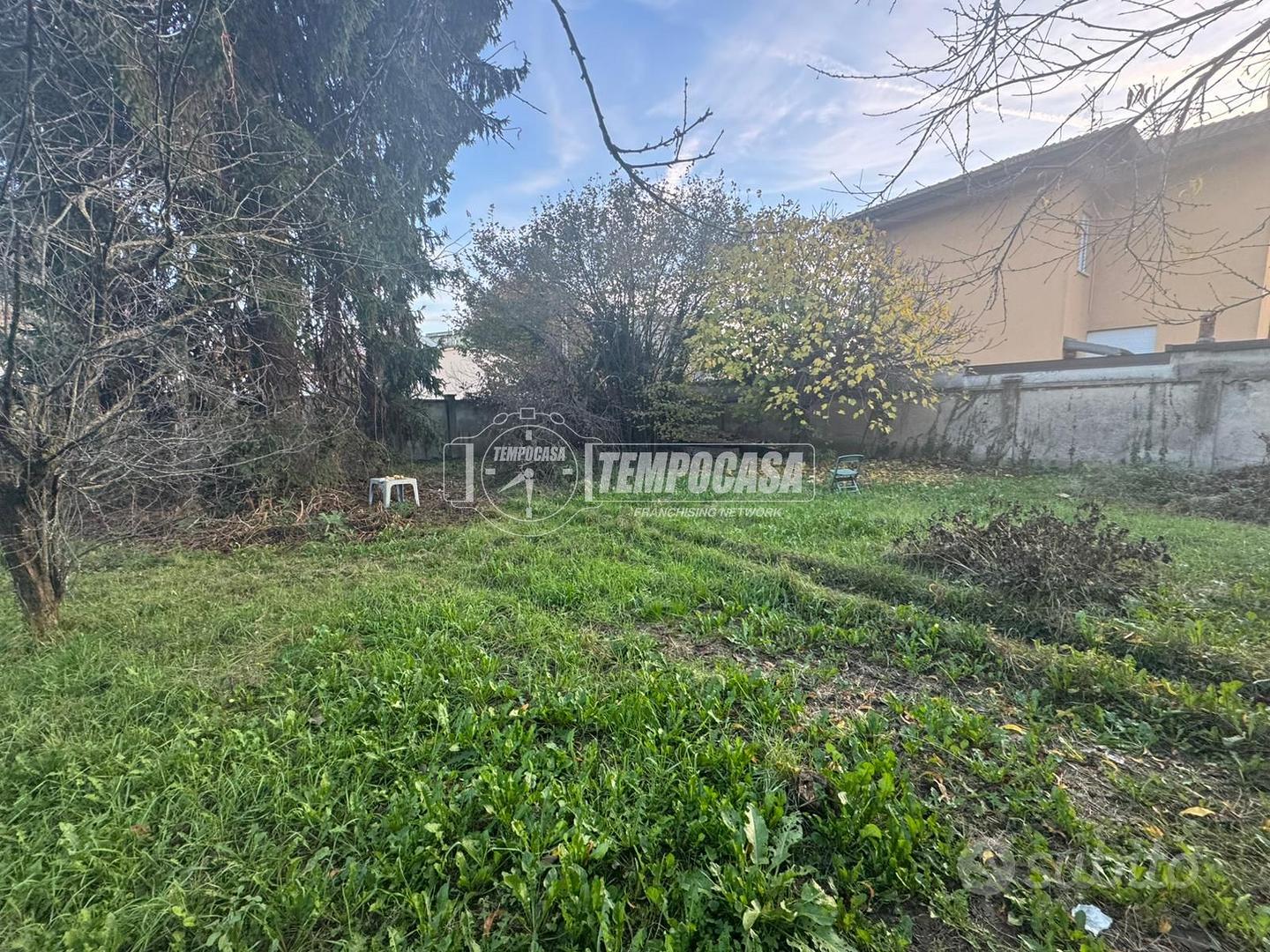Terreno residenziale a Carate Brianza - Altro