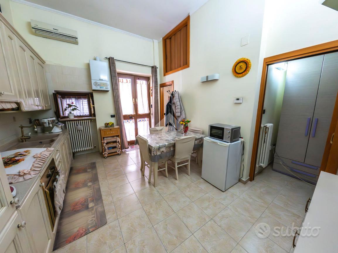 3 LOCALI A MANFREDONIA - Vista 6