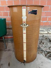 Cisterna vetroresina per vino - 300 e 400 lt.