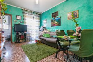 2 LOCALI CON BALCONE E CANTINA!