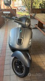 VESPA 300