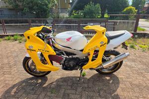 Honda VTR 1000 F