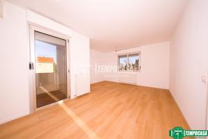 TRILOCALE RISTRUTTURATO IN CENTRO CON BOX