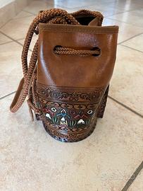 borsa sarda fatta a mano in pelle
