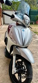 Piaggio Beverly 350