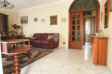 MULTILOCALE A BOTRICELLO