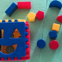 Cubo ad incastri per i bambini più piccoli