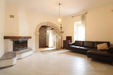 CASA SEMINDIPENDENTE A TREZZO SULL'ADDA