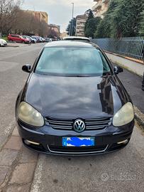 Volkswagen golf V