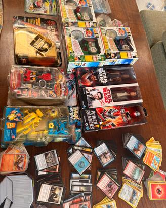 Lotto giocattoli e gadget vintage/collezione