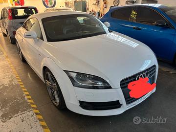 Audi TT s line