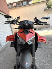 DUCATI STREETFIGHTER V4 S – MAI PISTA