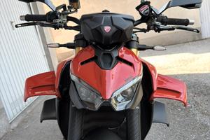 DUCATI STREETFIGHTER V4 S – MAI PISTA