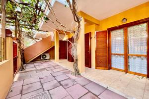 Trilocale piano terra con ampio cortile