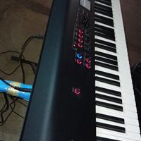 Roland RD800 stage piano