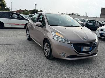 Peugeot 208 PureTech 82 5 porte Access