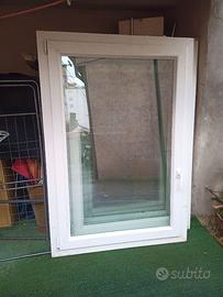 4 finestre in PVC da qualità Doppio vetro