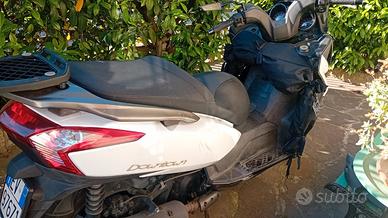 Kymco Downtown 300i - 2012