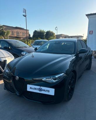 Alfa Romeo Giulia 2.2 Turbodiesel 210 CV AT8 AWD Q