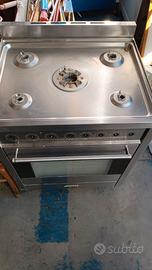 cucina smeg fuochi + forno