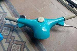 Manubrio vespa 50 faro tondo
