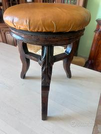 Sgabello per pianoforte antico regolabile