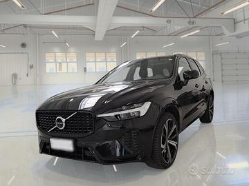 VOLVO XC60 B4 D AWD AUTOMATICO PLUS DARK SUV