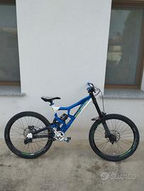 MTB DH 27,5 Rocky Mountain 