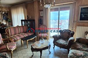 PRESSI VIA MANZONI-C.le Sant'Anna-Attico con vista