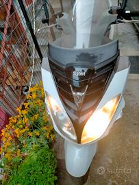 sym joyride 200 € 400 trattabili 