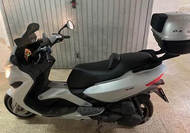Malaguti Madison 125 con pochi km Manfredonia
