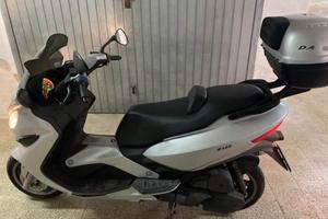 Malaguti Madison 125 con pochi km Manfredonia