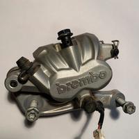 Pinza anteriore brembo