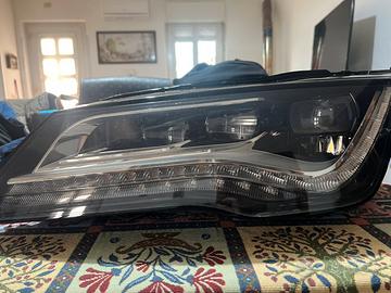 Faro sinistro Audi A7