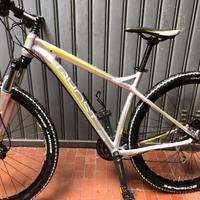 Bici Ghost Special Edition 29 ‘’